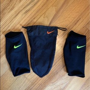 Nike Youth Shin Guard sheets and bag